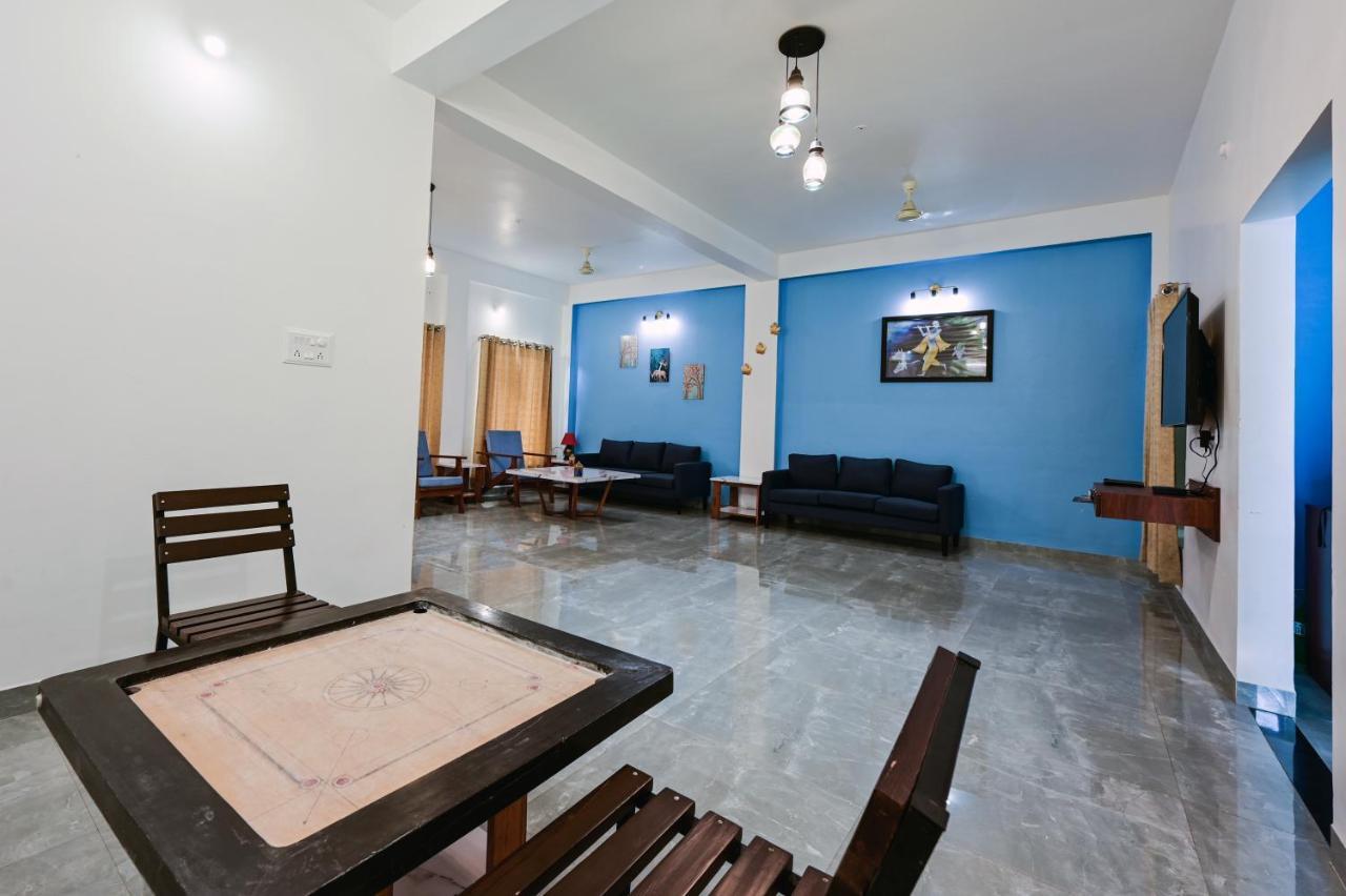 The Autumn Leaves Bhopal Bed & Breakfast ภายนอก รูปภาพ