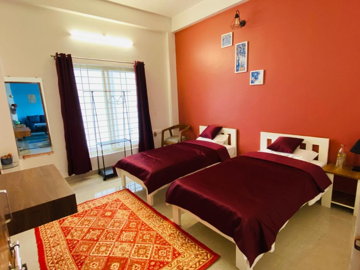 The Autumn Leaves Bhopal Bed & Breakfast ภายนอก รูปภาพ