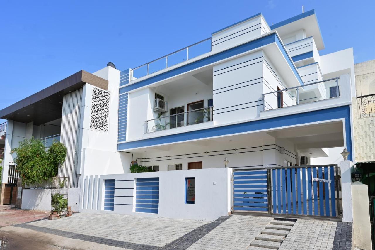 The Autumn Leaves Bhopal Bed & Breakfast ภายนอก รูปภาพ