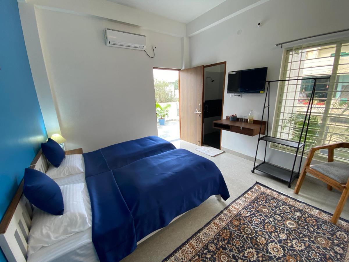 The Autumn Leaves Bhopal Bed & Breakfast ภายนอก รูปภาพ