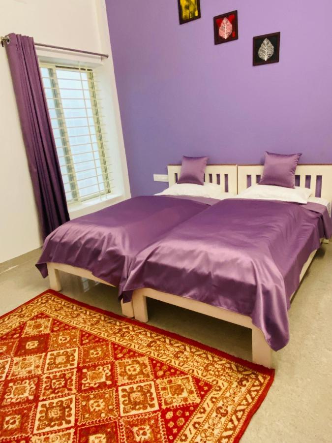 The Autumn Leaves Bhopal Bed & Breakfast ภายนอก รูปภาพ